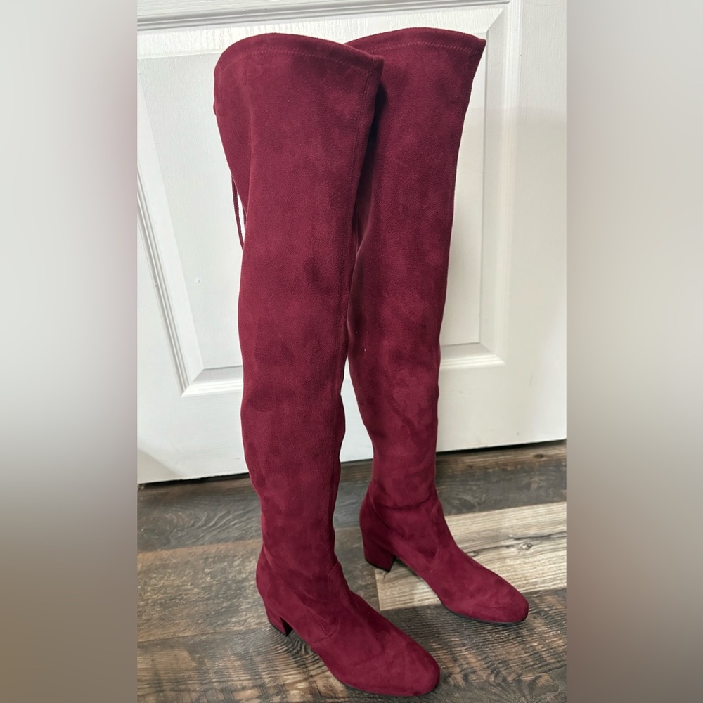 STUART WEITZMAN Siggy Over-The-Knee Boots - Size 6.5